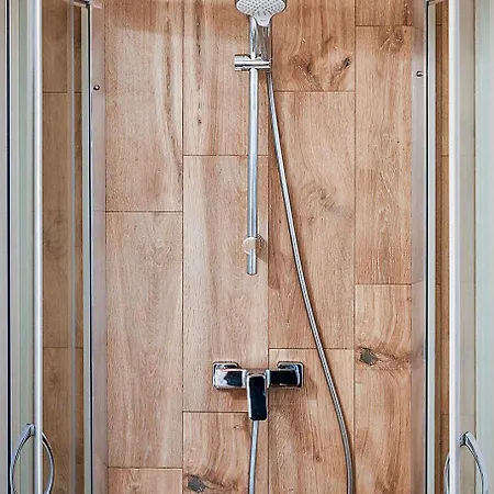 Comfy Studio. Center. *